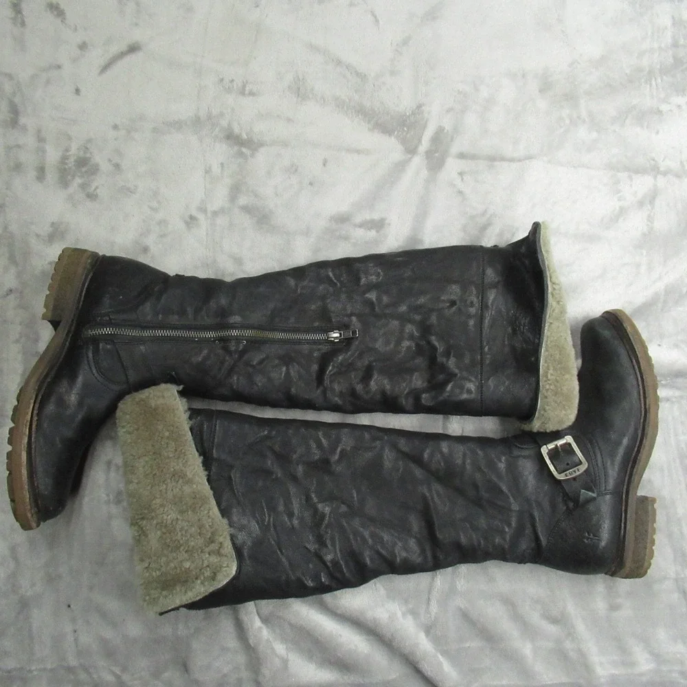 FRYE Women 6.5B Black Valerie Boots Knee Fold Over Shearling Fur Zip Buckle Pull